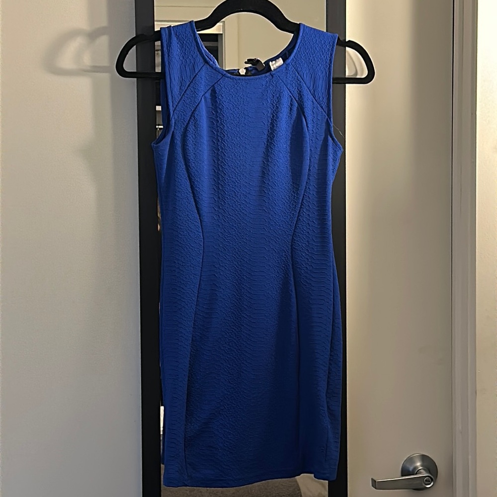 H&M Blue snake-print detail Dress - size 4